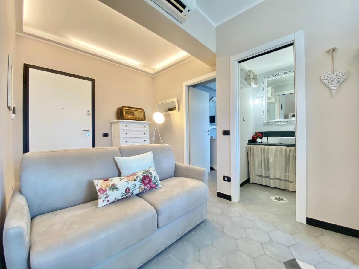 Casaviva - Le Vele Di Angela Apartment Генуа Екстериор снимка
